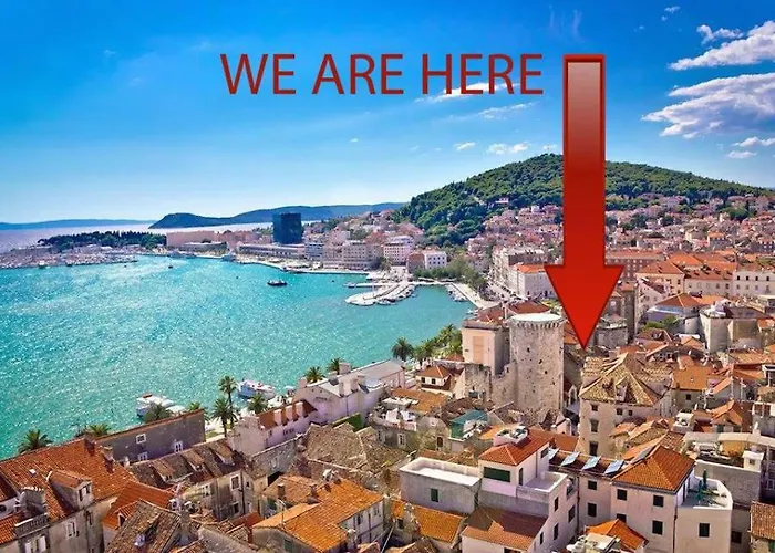 Old Town Tower Σπλιτ